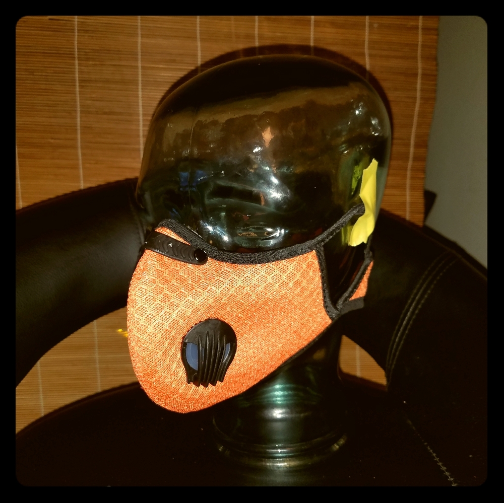 Mask for easy breathing